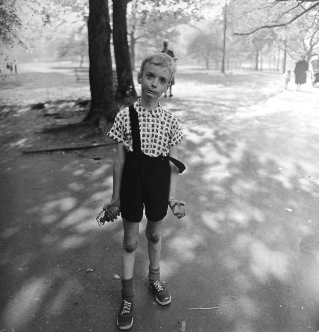 © Estate of Diane Arbus