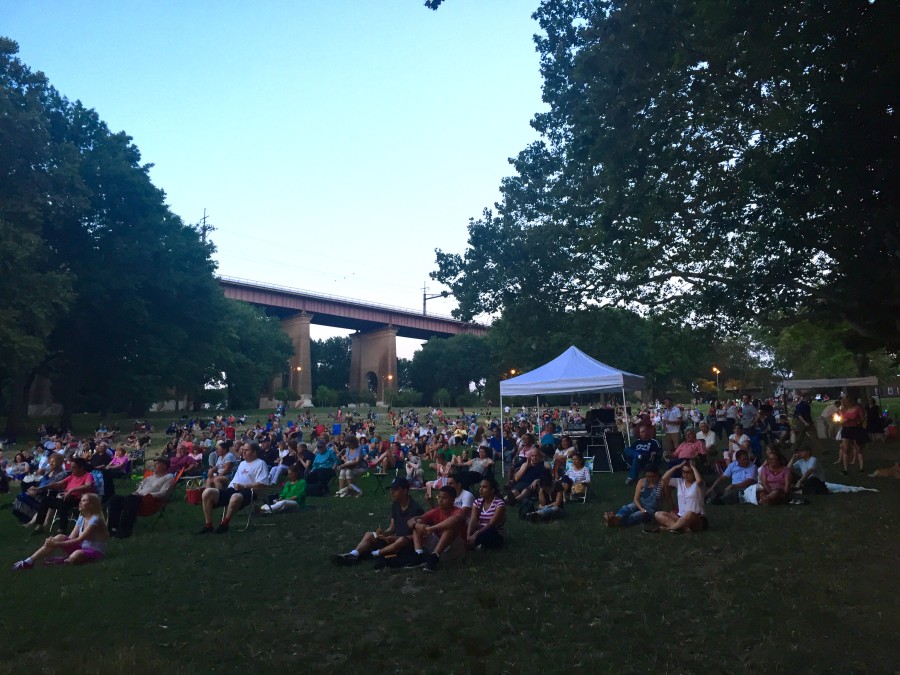 2016 Waterfront Concert ：アストリアパークの野外コンサート