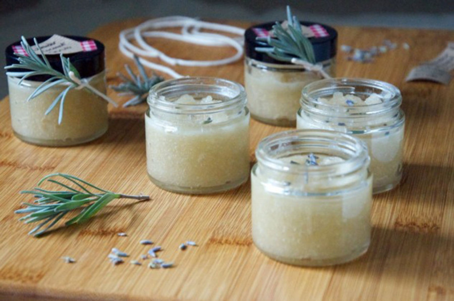 簡単DIYお肌お手入れ！夏で古くなった角質を簡単除去しよう。